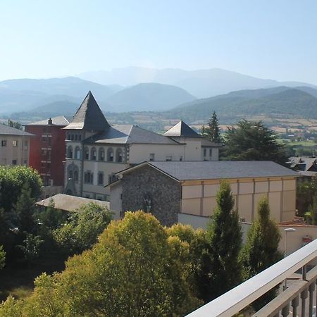 Ap-Art Apartment La Seu d'Urgell Ngoại thất bức ảnh